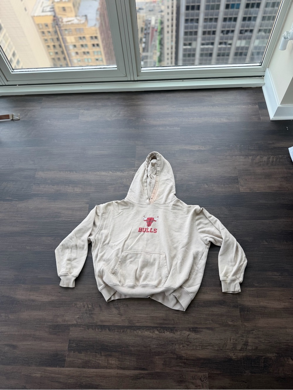 NBA Cream/Beige Bulls Pullover Hoodie with Red Logo